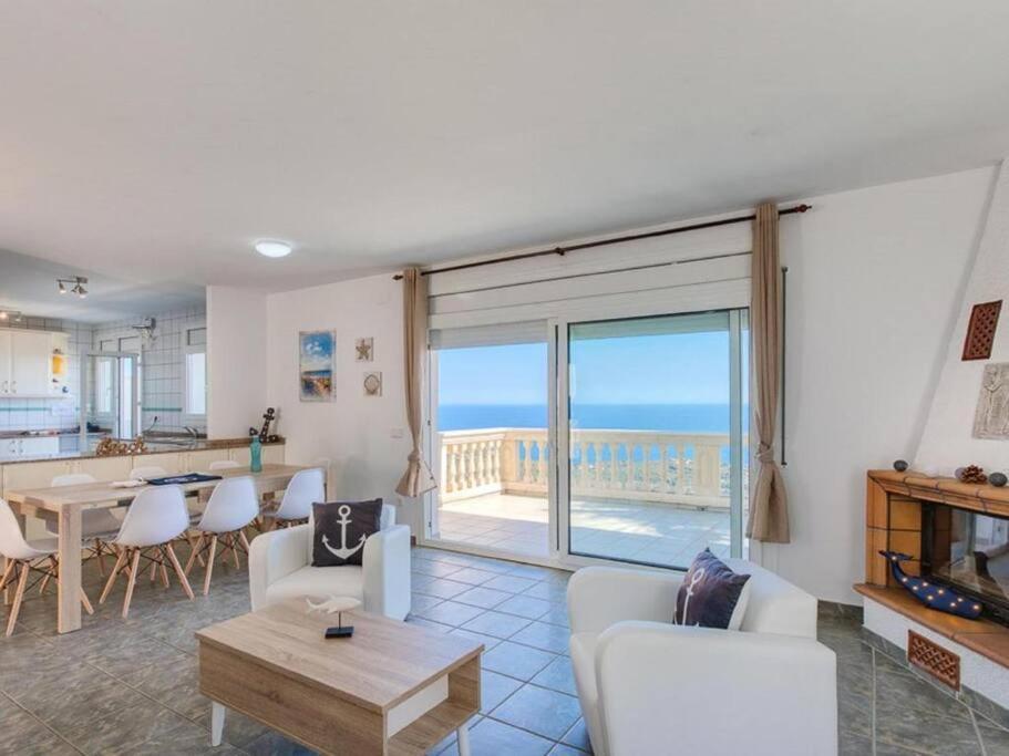 Villa Blanca Lloret de Mar Ngoại thất bức ảnh